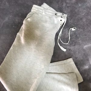 American Eagle Joggers